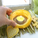 Lampion aus Papier, farbige Windlichter für die Tischdeko, Gr. H 15 cm B 10 cm mit Kerzenbecher, VE 1 Stück gelb