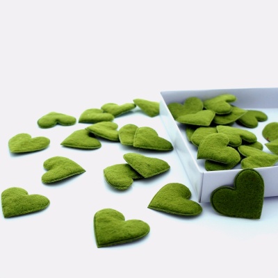 Filzherzen, Streuherzen, Gr. 3 cm VE 36 St, Herzen für Anstecker Hochzeit, zum Streuen und Basteln,  grün