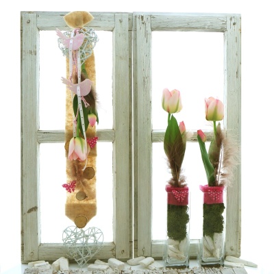 Fensterdeko für den Frühling selber machen! Trendig in rosa natur braun - Landhaus Basteln