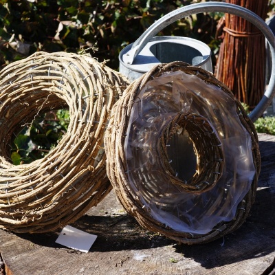 Pflanzschale, Pflanzring aus Rebe mit Folie zum Pflanzen Gr. 36 x 10 cm für Grabgestecke und Grabschmuck VE 1 Stück