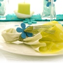 Tischdeko Kommunion Konfirmation oder Geburtstag selber machen mit Glasvasen, Wollband & Sizotwist