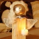 Engel aus Holzscheit basteln. Dekoengel aus Holz für Weihnachten selber machen