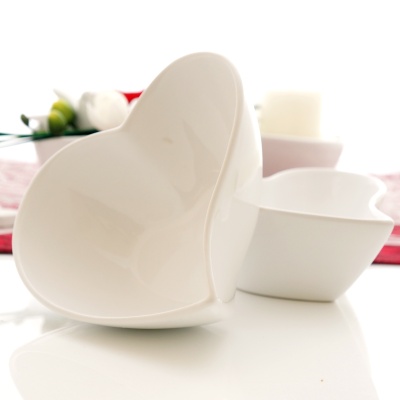 Herzschale weiß 14x14 cm  Keramikgefäß für Tischdeko Hochzeit - Tischeko selber machen