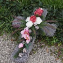 Christrosen künstlich rosa 2 Blüten, 1 Knospe mit Blätter, L 65 cm, Blumen haltbar für Grasbschmuck und Winterdekorationen VE 1 Stück