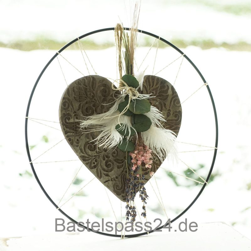 Metallringe selber dekorieren mit Trockenblumen F