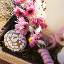 Tischdeko Ostern selbermachen mit getrockneten Blumen in...