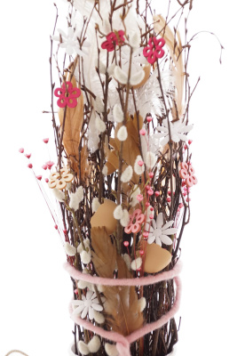 DIY Osterstrauß mit Birkenreisig rosa weiß natur