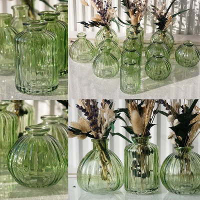 Glasvasen klein, mint, Vintage, VE 10 Stück, Gr. H 8-10 cm,  sortiert