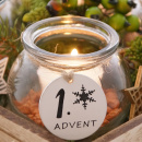 Gläser Advent mit Zahlen von 1-4 mit Holzanhänger 6x7cm rund