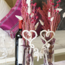 DIY Tischdeko mit trockenblumen in Glasvasen, Pampas, Lagurus und Herzen