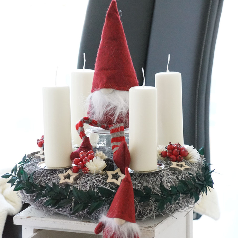 Adventskranz modern rot weiß schwarz mit Wichtel