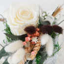 Tischdeko Hochzeit mit Rosen konserviert und Trockenblumen für 8 Blumengestecke modern
