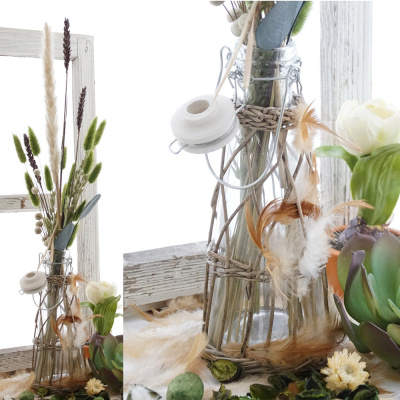 Glasvasen dekorieren, Flaschenvase mit Trockenblumen, Frühling, Fensterdeko