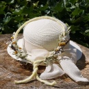 Sommerhut mit Trockenblumen dekorieren DIY Sommerdeko