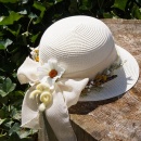 Sommerhut mit Trockenblumen dekorieren DIY Sommerdeko