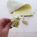 DIY Wabeneier aus Wollband zweifarbig 100% Schurwolle,Trend Basteln modern und nachhaltig