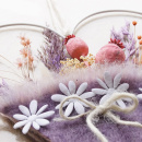 Metall Herz Deko mit Trockenblumen und Wollfilz rosa flieder