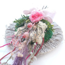 DIY Türschmuck groß und blumig mit Trockenblumen und Seidenblumen haltbare Frühlingsdeko