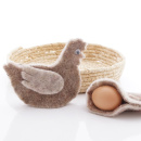 DIY Osterdeko Huhn, Hühner als Eierwärmer und Tischdeko aus Wollband Vintage