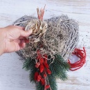 Grabgesteck Herz, DIY Pflanzherz mit Sola Rose haltbar rot weiß selbermachen