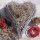 Grabgesteck Herz, DIY Pflanzherz mit Sola Rose haltbar rot weiß selbermachen